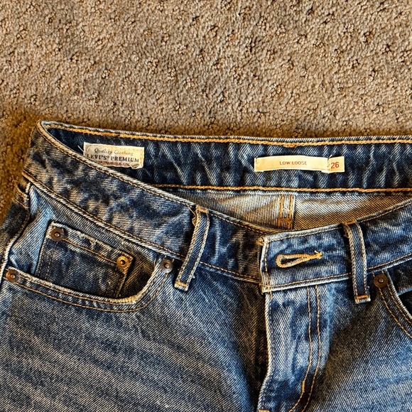 Levi's Women's Low Loose Jeans - Picture 2 of 4